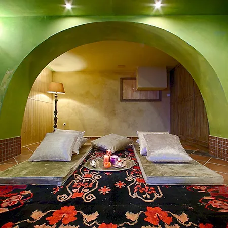 Mantania Tower Hotel